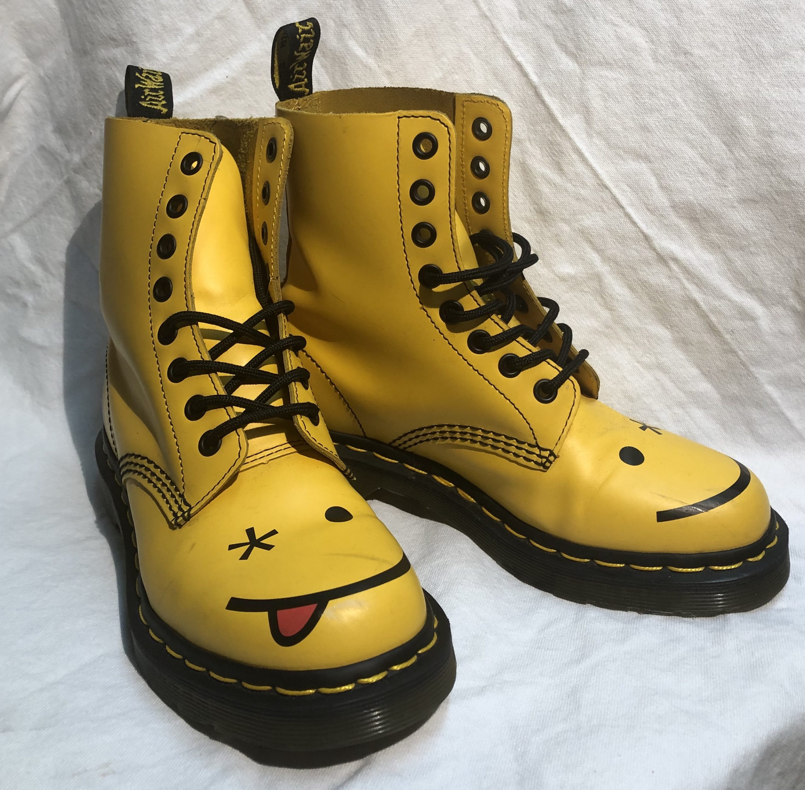 bijstand Oorlogsschip vergeten Yellow Doc Martens-SOLD – The Lucky Exchange